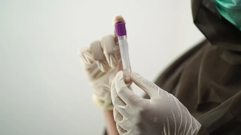 CRP i OB: kiedy badania laboratoryjne pomagają odróżnić infekcję od innych chorób