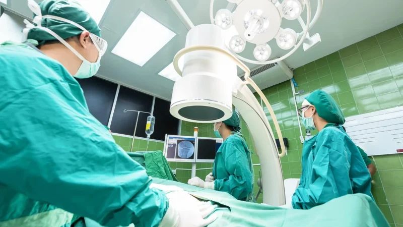 Rekonwalescencja po operacji: profilaktyka zdrowotna powikłań i plan powrotu do zdrowia