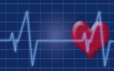 Kołatanie serca – jak uspokoić serce?